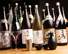 お料理に合うお酒も豊富にご用意しております。