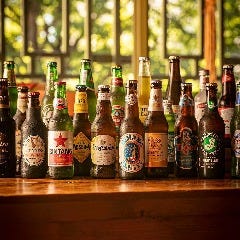 2,500円でインポートビールも飲み放題の嬉しいプランあり！