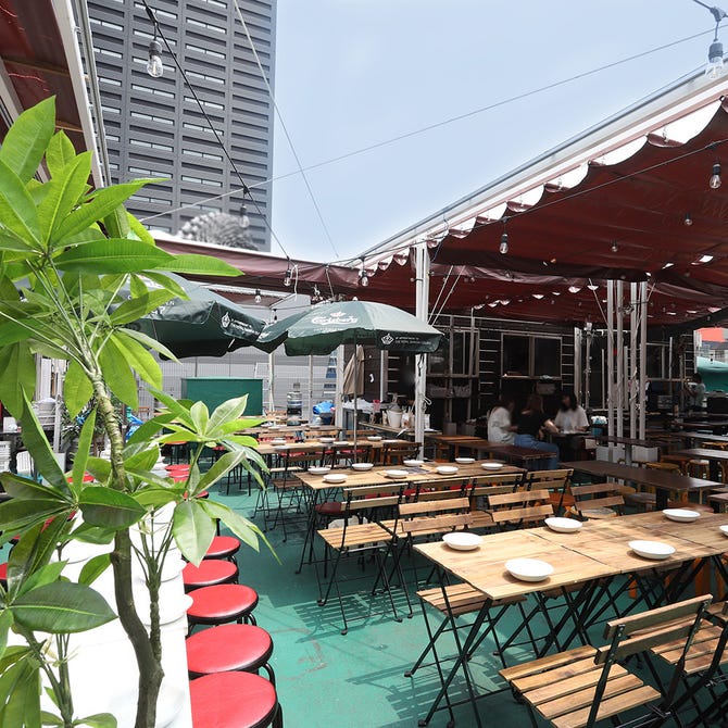 屋上ビアガーデン King q 新宿店 新宿 ビアガーデン ぐるなび