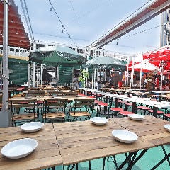 屋上ビアガーデン King q 新宿店 新宿 ビアガーデン ぐるなび