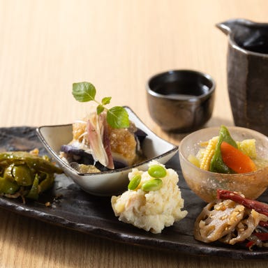 居酒屋 そろり_旬の食材にこだわったおばんざい