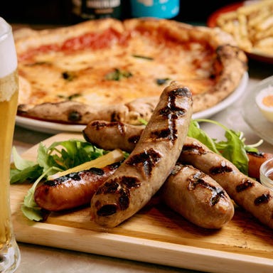 DUMBO PIZZA FACTORY(ダンボピザファクトリー)横浜_【飲み放題付2H!☆モントレー☆】ワインやビールが進む!ピッツァやムール貝の白ワイン蒸しなど全7品♪