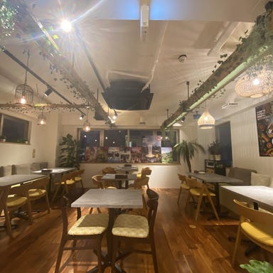 シンガポール料理店 シントンキー・ボタニカル  店内の画像
