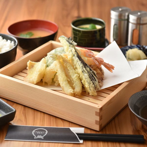 天ぷらとワイン からり 東白楽駅前 白楽 反町 居酒屋 ぐるなび