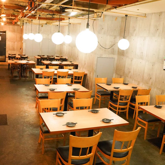 大衆馬肉酒場 うまる 盛岡大通店 盛岡 居酒屋 ぐるなび
