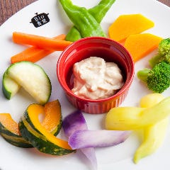 有機野菜の豆乳バーニャ　旬の有機野菜を特製バーニャソースで