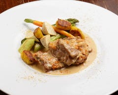 骨付き仔牛肉のフリカッセ(クリーム煮)