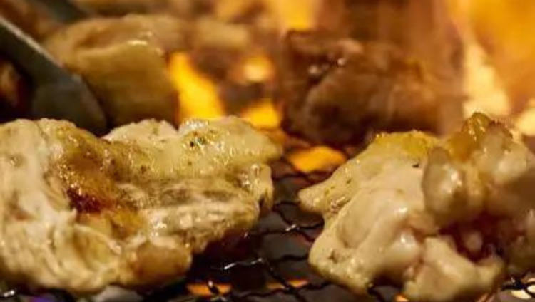 鶏焼きと信州戸隠蕎麦 なゝ樹 銀座コリドー街店