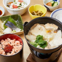 八戸都市圏交流プラザ 8 base