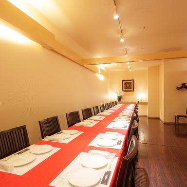 本格中華食べ放題 中国料理 青島飯店 すすきの店_最大150名対応!開放的なメインダイニングホール(貸切)