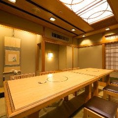 足元ゆったり椅子席個室 お子様からご年配の方まで安心