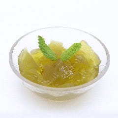 青森県産の自然栽培の野草を使ったデザートもご用意♪