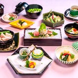 お昼の本格懐石『亀コース』海鮮石焼や八寸、器からも感じる季節の味覚を個室で。