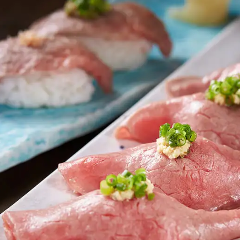 美崎牛 肉寿司食べ比べ(上ロース、上モモ）4貫盛(各2貫）