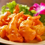 人気の定番料理「海老マヨ」をベトナム風チリソースでアレンジ。さらに美味しく仕上げた自信の一品！