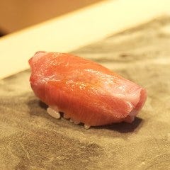 蔵六鮨 さかい