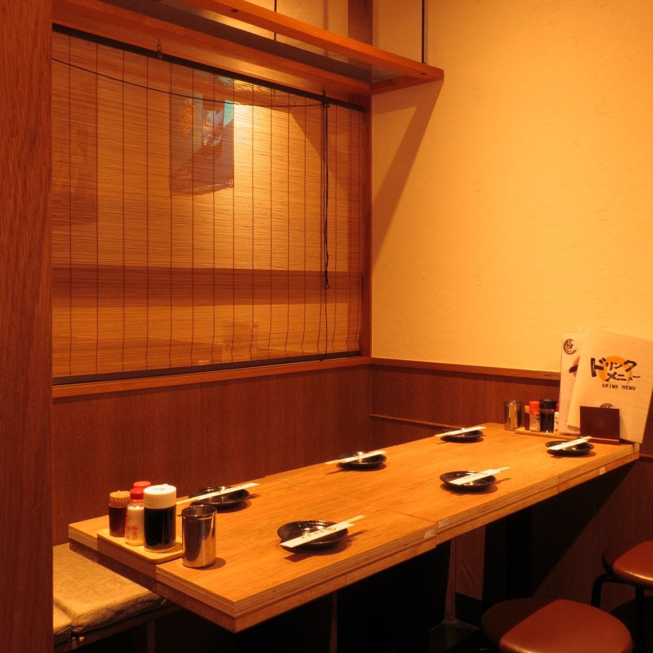 大衆酒場 勝(かつ) 黒豚しゃぶしゃぶ・串揚げ・唐揚食べ放題(大森 型番 勝 様 ご注文家具 カウンターテーブル