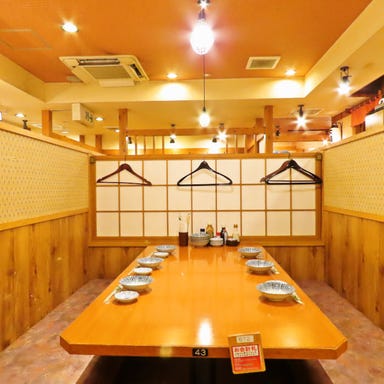 肉豆冨とレモンサワー 大衆食堂 安べゑ 徳山駅前店 店内の画像