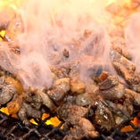 宮崎地鶏のもも焼きは絶品！炭火焼きの香ばしさにお酒が進みます