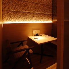 Sushi Sake いぶき 銀座店 メニュー 個室の店内紹介 ぐるなび