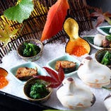 季節の金沢食材を使い、毎月滋味あふれる逸品をご提供いたします