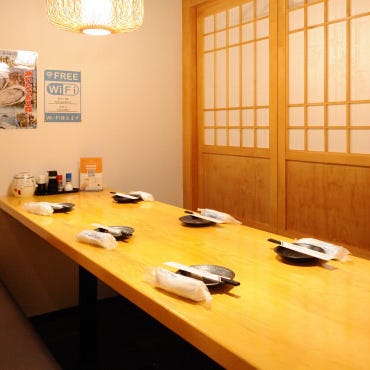 完全個室 特選日本酒×焼き鳥居酒屋 鶏のまるよし 新橋店  店内の画像
