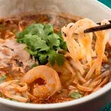 世界三大スープの一つ「トムヤムクン」の　♪トムヤムラーメン♪