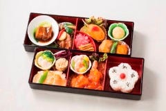 中華弁当③ 3,000円(税込3,240円)