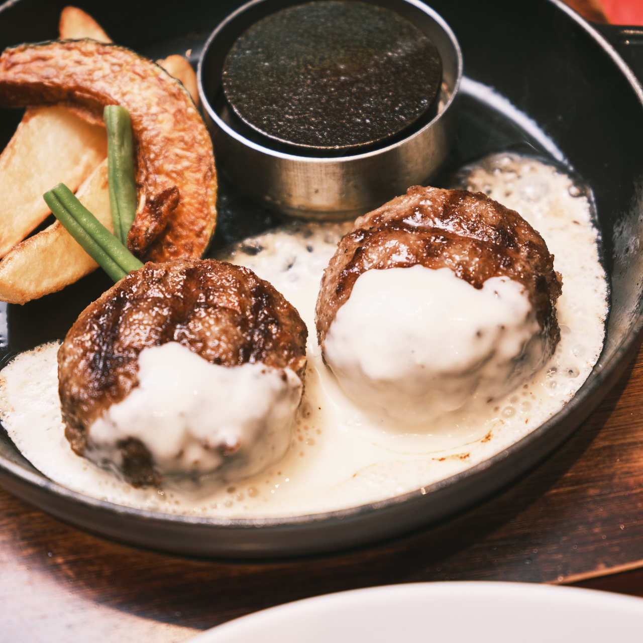 ワインビュッフェと肉 BUTCHER＆WINE 心斎橋パルコ ランチメニュー