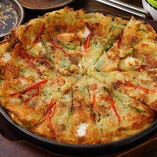 海戦チチミ料理なら
色んな味を楽しめる韓国料理で