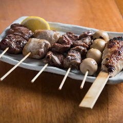 炭焼トリコ_串焼きもお持ち帰りOK！おまかせセットも人気です