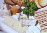 ヨーロッパ産チーズの盛り合わせ