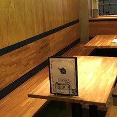 開放的な店内でさまざまなドリンクメニューが楽しめます