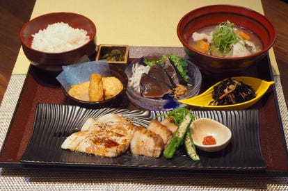 コスパ最強のランチバイキング 秋葉原でおすすめしたい人気のお店 ぐるなび