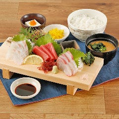 個室居酒屋 海鮮料理 さかなや道場 町屋駅店_お食事メニューも豊富にご用意！