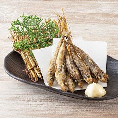 個室居酒屋 海鮮料理 さかなや道場 町屋駅店_《愛知県産》めひかりの唐揚げ