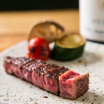 ［創作あか牛バル×寿司］創作あか牛バル×寿司35table（サンゴテーブル）心斎橋の画像