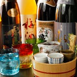 日本酒やワイン豊富な品ぞろえです。