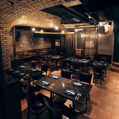 Antique Chic Brooch横浜店_フロア貸切のご相談も承ります