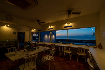 夜景の見えるお店はここ 沖縄県の食事 ディナーでおすすめのお店 ぐるなび 夜景の見えるお店はここ 沖縄県の食事 ディナーでおすすめのお店 ぐるなび