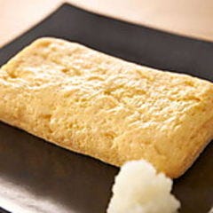加賀屋料理長監修の出汁を使用した玉子焼きは優しい味