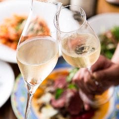 目にも美しい料理がずらり！コースは5,000円～ご用意