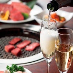 焼肉トラジ 赤坂店 メニュー 厳選牛食べ放題 ぐるなび