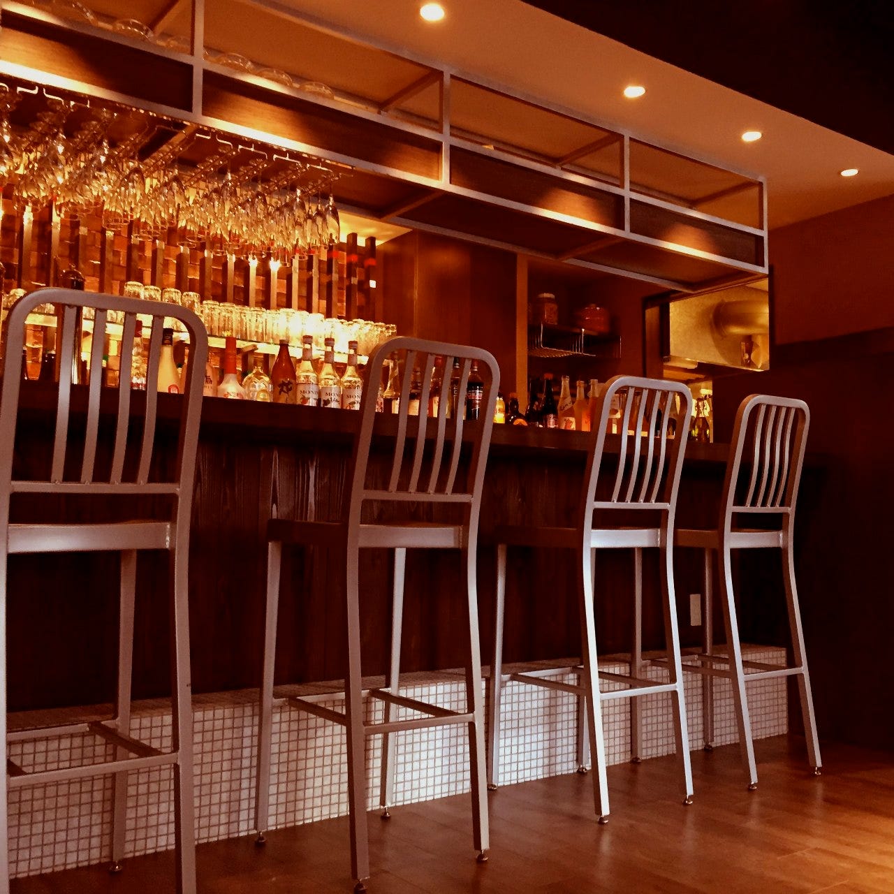 欧風個室の肉居酒屋 モイッチョ 錦伏見店 席・個室：席 楽天ぐるなび