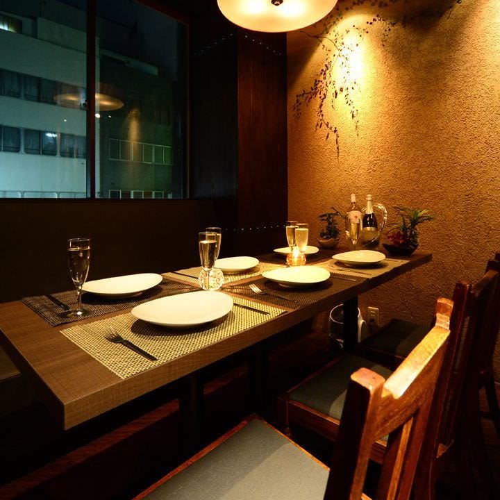 欧風個室の肉居酒屋 モイッチョ 錦伏見店 席・個室：席 楽天ぐるなび