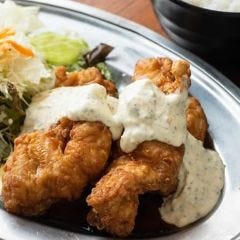 骨付炭火焼 日向 新橋店