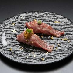 咲夜島_鹿児島黒牛の握り寿司
とろける旨さに堪能！