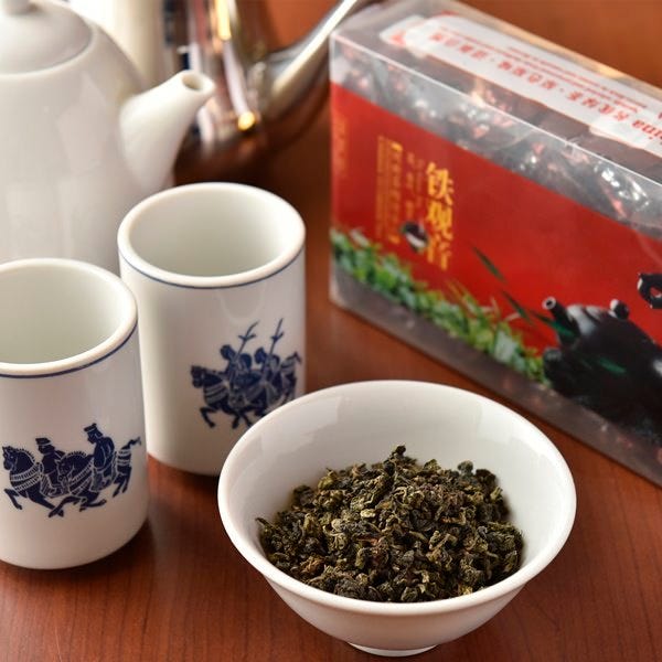 自家製の中国茶をご提供しております。