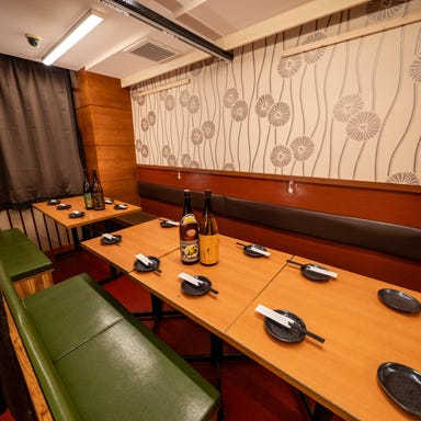 個室居酒屋 炭火焼き鳥ほむら 池袋本店_ゆったりくつろげる大人のための上質個室席