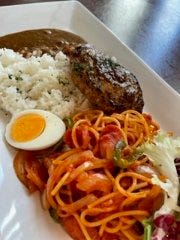 大人のお子様ランチ（本格カレー、ナポリタン、ハンバーグ）